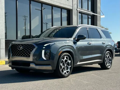 More photos of 2022 Hyundai Palisade Calligraphy at AutoGiant USA Fishers, IN