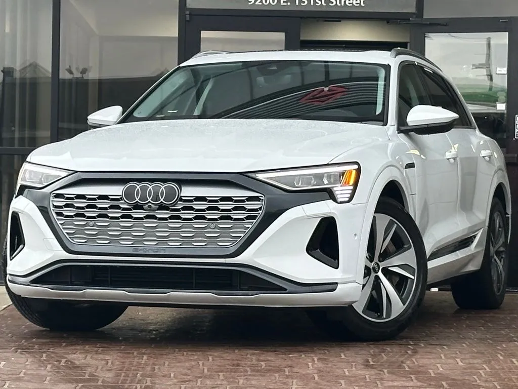 White 2024 Audi Q8 e-tron Premium Plus for sale in Fishers, IN