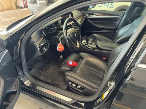 More photos of 2019 BMW 5 Series 540i xDrive at AutoGiant USA Fishers, IN