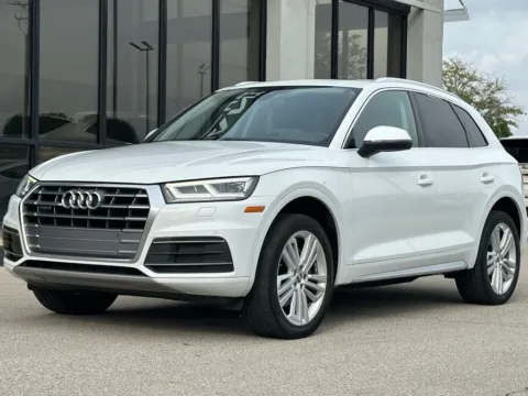 More photos of 2020 Audi Q5 45 Premium Plus at AutoGiant USA Fishers, IN