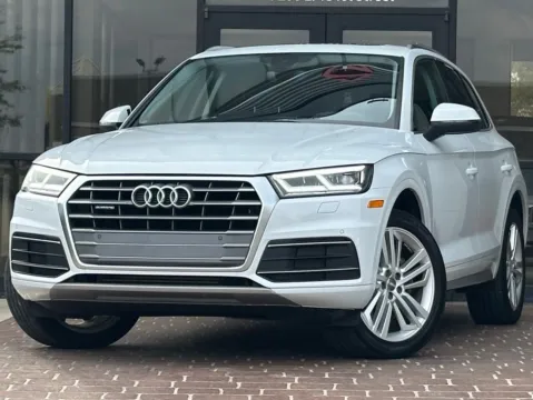 White 2020 Audi Q5 45 Premium Plus for sale in Fishers, IN