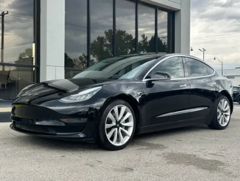 More photos of 2018 Tesla Model 3 Long Range at AutoGiant USA Fishers, IN
