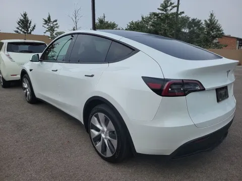 More photos of 2020 Tesla Model Y Long Range at AutoGiant USA Fishers, IN