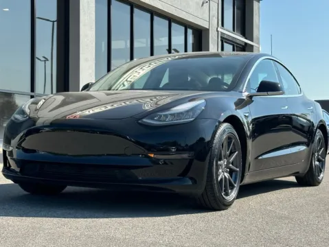 More photos of 2018 Tesla Model 3 Performance at AutoGiant USA Fishers, IN