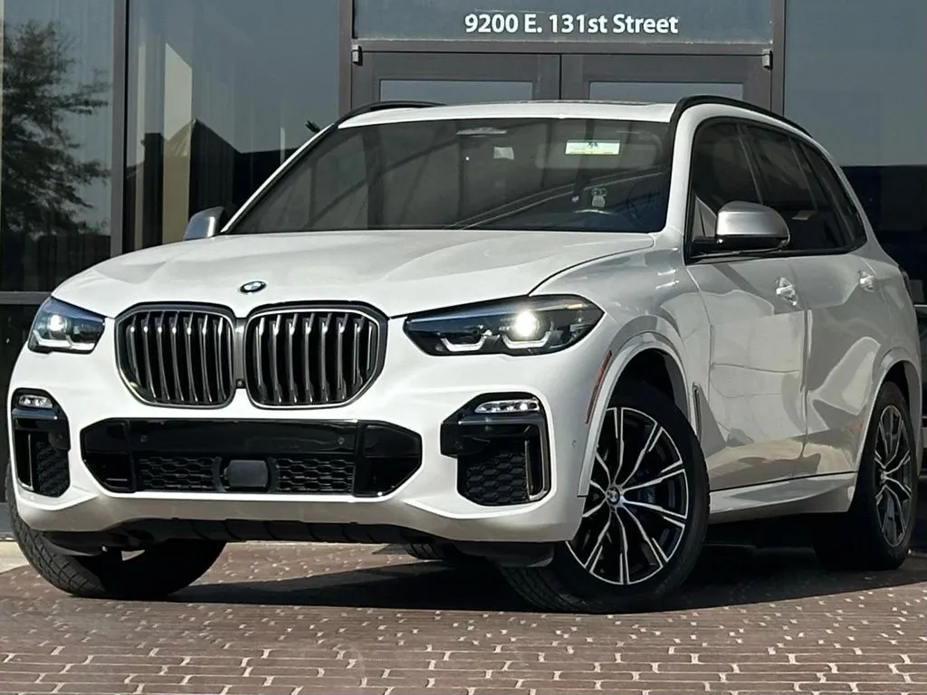 White 2021 BMW X5 M50i for sale in Fishers, IN