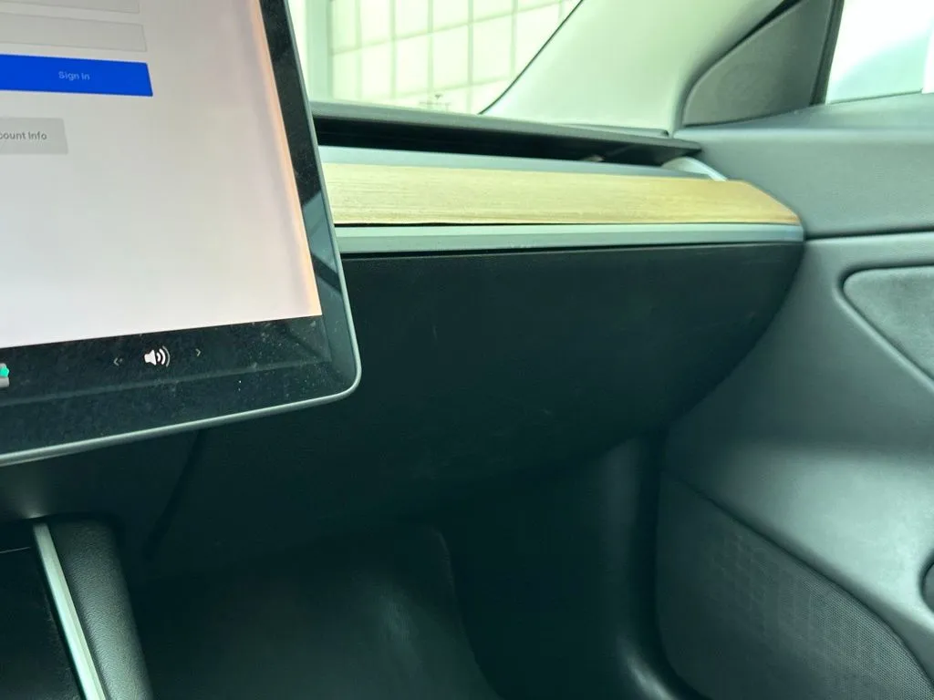2018 Tesla Model 3 Mid Range photo 36