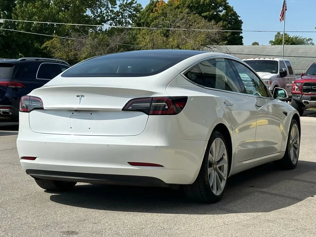 2018 Tesla Model 3 Mid Range photo 4