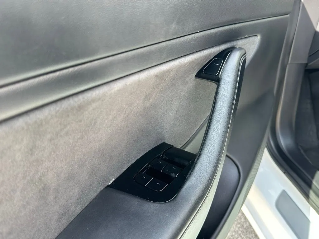 2018 Tesla Model 3 Mid Range photo 6