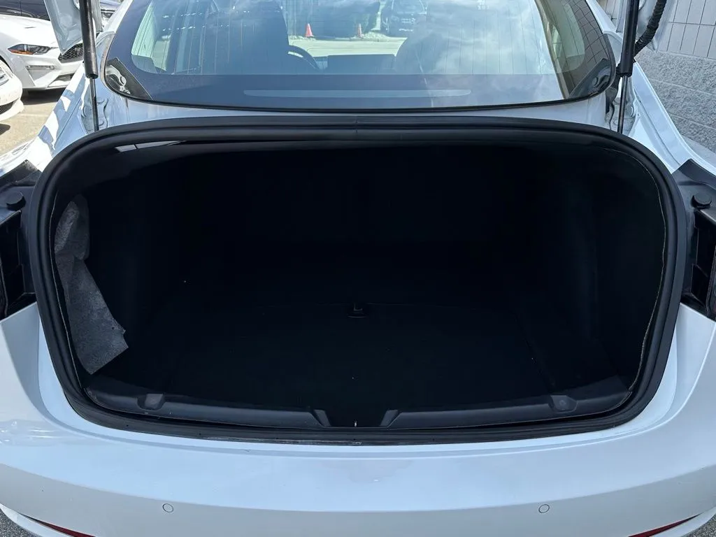 2018 Tesla Model 3 Mid Range photo 20