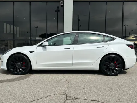 More photos of 2022 Tesla Model 3 Performance at AutoGiant USA Fishers, IN