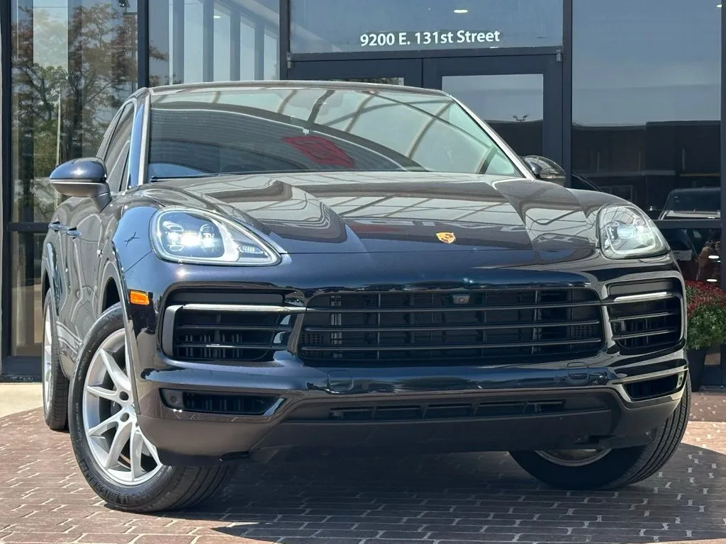 Black 2022 Porsche Cayenne E-Hybrid Coupe for sale in Fishers, IN