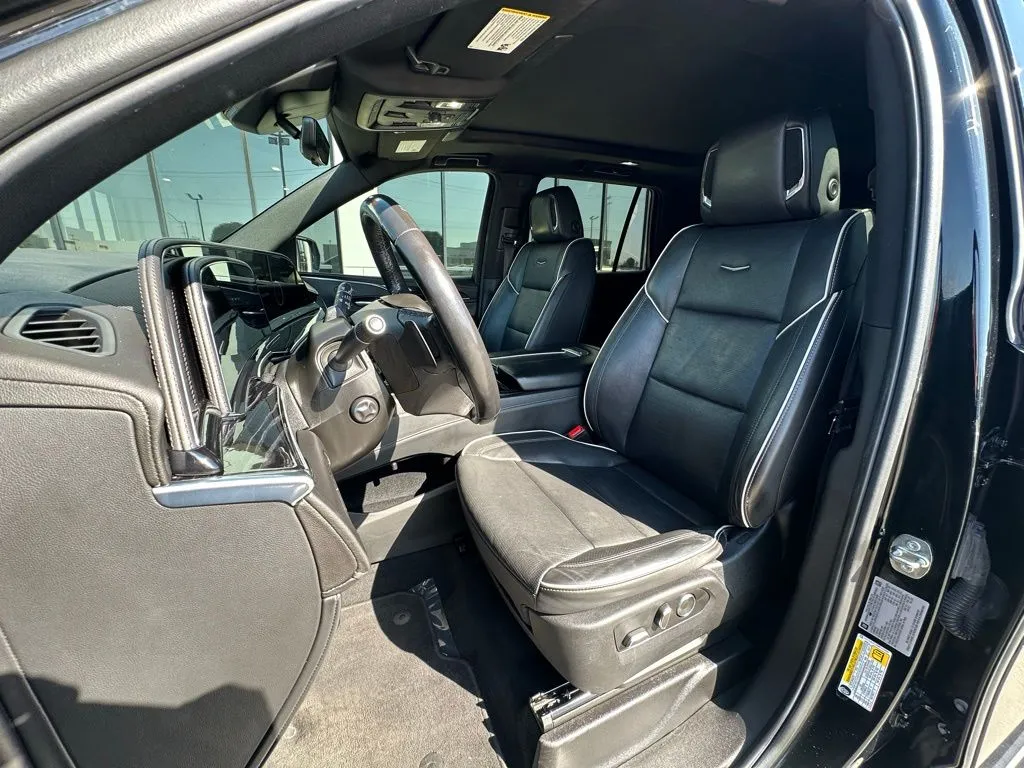 2021 Cadillac Escalade Sport photo 7