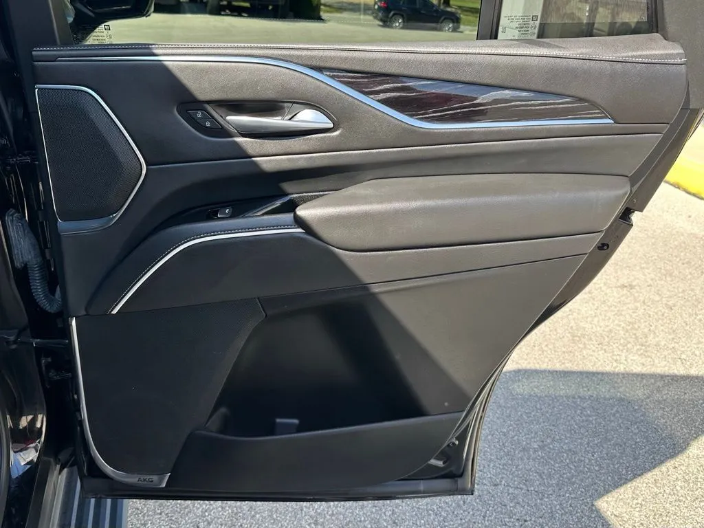 2021 Cadillac Escalade Sport photo 10