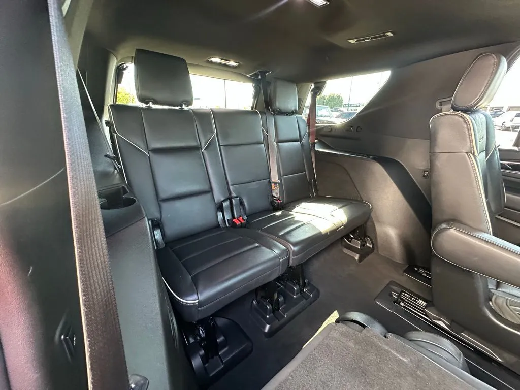 2021 Cadillac Escalade Sport photo 12