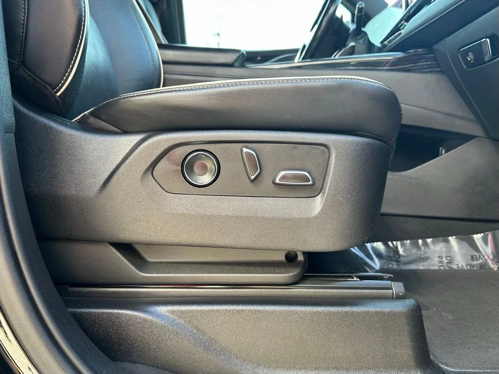2021 Cadillac Escalade Sport photo 14