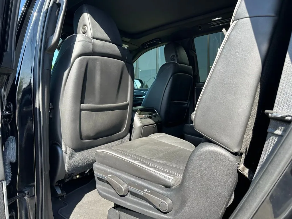 2021 Cadillac Escalade Sport photo 9