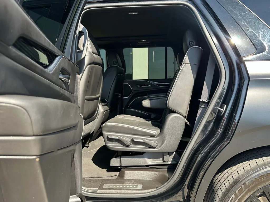 2021 Cadillac Escalade Sport photo 31