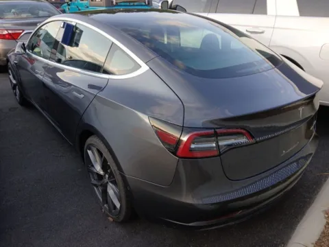 More photos of 2018 Tesla Model 3 Long Range at AutoGiant USA Fishers, IN