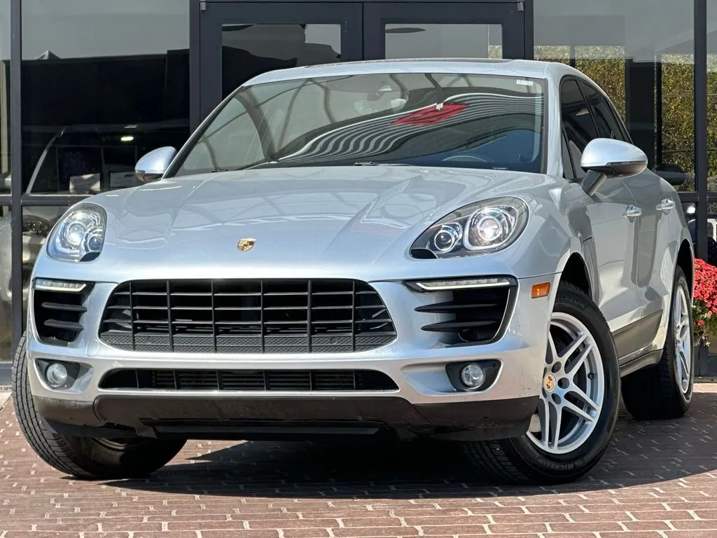 Silver 2017 Porsche Macan for sale in Fishers, IN