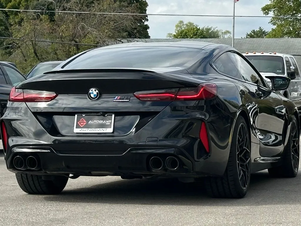 2020 Bmw M8 Competition photo 3