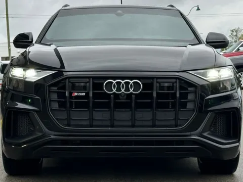 Another view of 2020 Audi SQ8 4.0T Premium Plus for sale in Fishers, IN at AutoGiant USA Fishers