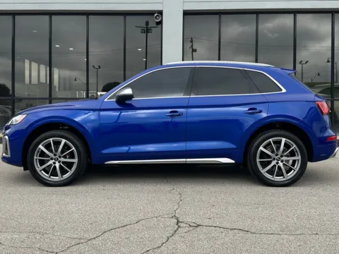 More photos of 2022 Audi SQ5 Premium Plus at AutoGiant USA Fishers, IN
