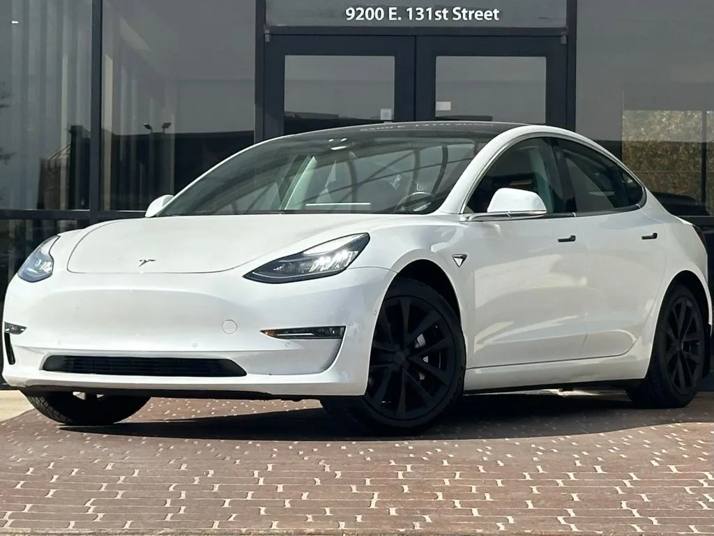 2018 Tesla Model 3 Long Range for sale in Fishers, IN