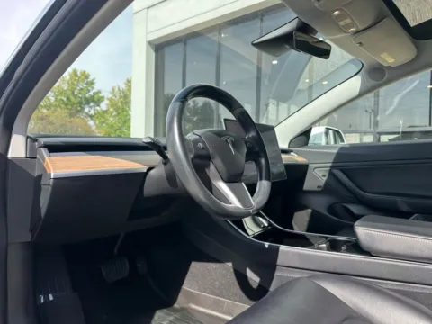 Photos of 2018 Tesla Model 3 Long Range for sale in Fishers, IN at AutoGiant USA Fishers