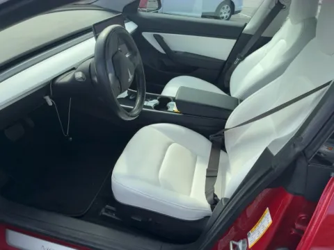 More photos of 2018 Tesla Model 3 Long Range at AutoGiant USA Fishers, IN