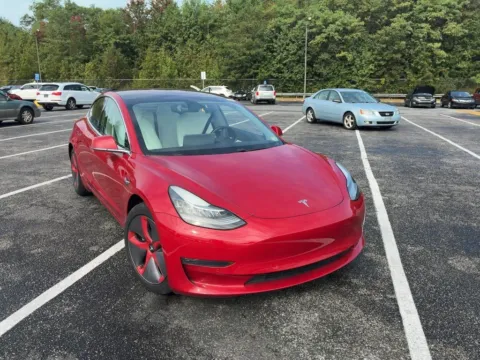 Photos of 2018 Tesla Model 3 Long Range for sale in Fishers, IN at AutoGiant USA Fishers