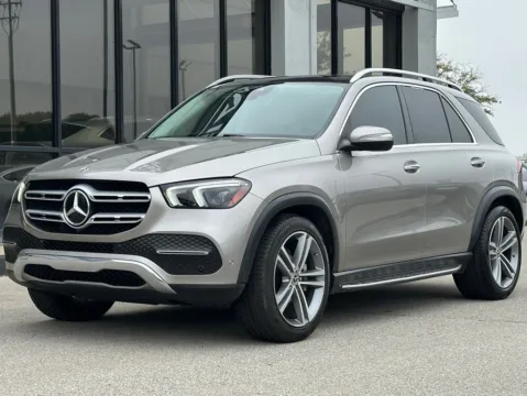 More photos of 2022 Mercedes-Benz GLE 350 at AutoGiant USA Fishers, IN