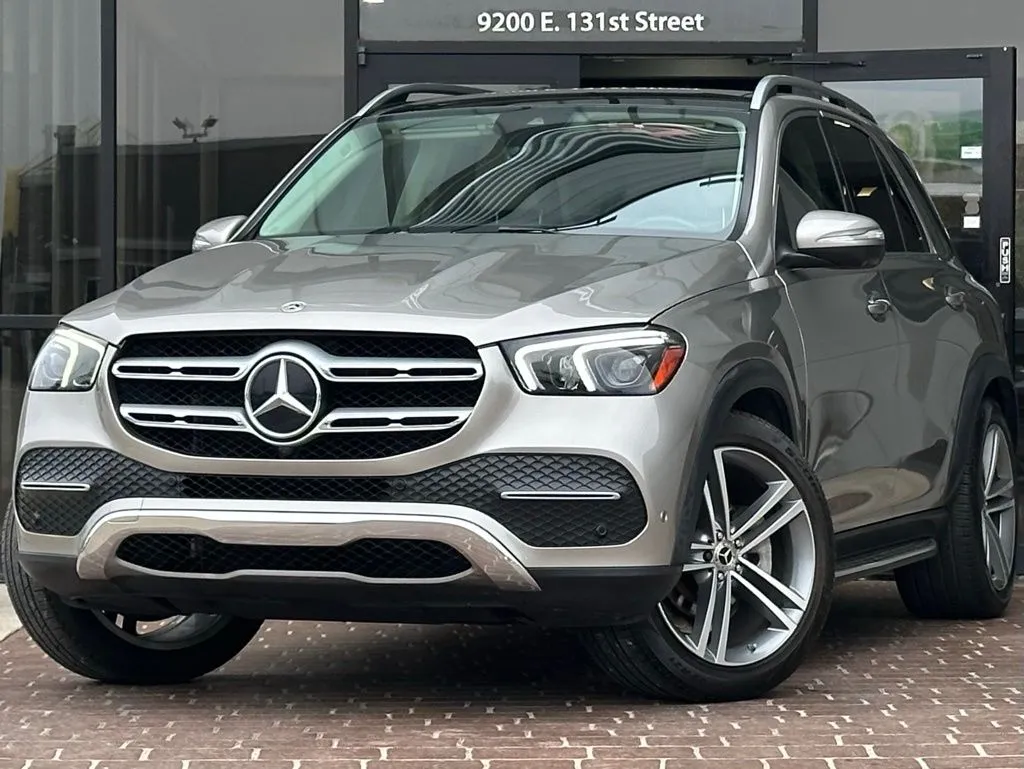 Silver 2022 Mercedes-Benz GLE 350 for sale in Fishers, IN