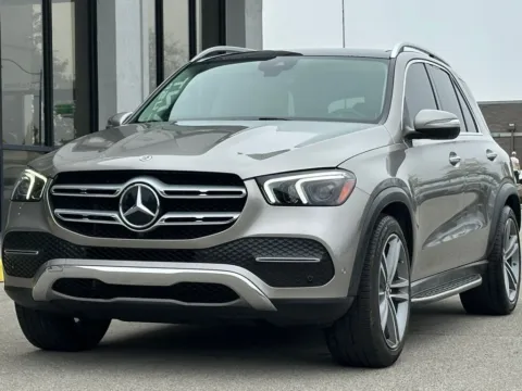 More photos of 2022 Mercedes-Benz GLE 350 at AutoGiant USA Fishers, IN
