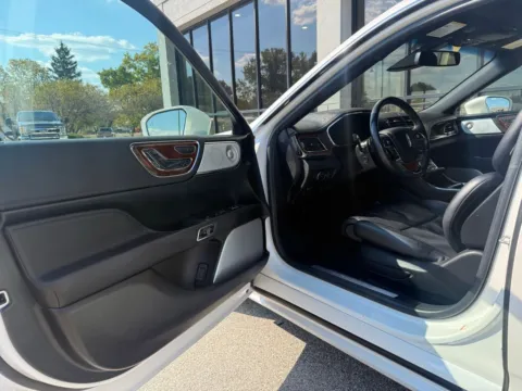 Another view of 2019 Lincoln Continental Reserve for sale in Fishers, IN at AutoGiant USA Fishers