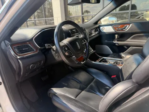 More photos of 2019 Lincoln Continental Reserve at AutoGiant USA Fishers, IN