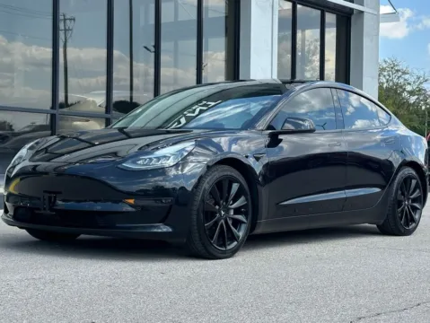 More photos of 2018 Tesla Model 3 Long Range at AutoGiant USA Fishers, IN