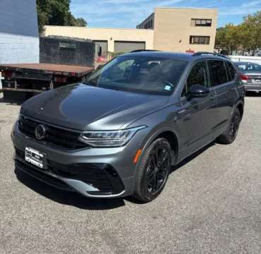 Gray 2022 Volkswagen Tiguan 2.0T SE R-Line Black for sale in Fishers, IN