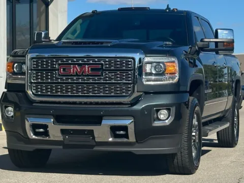 More photos of 2019 GMC Sierra 3500HD Denali at AutoGiant USA Fishers, IN