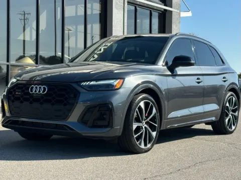 More photos of 2021 Audi SQ5 Prestige at AutoGiant USA Fishers, IN
