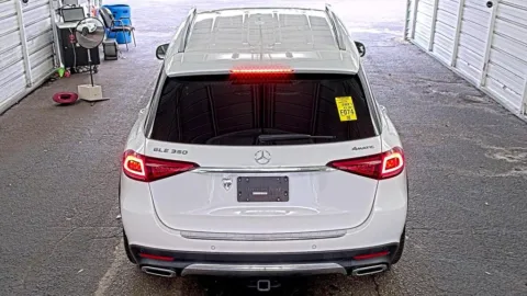 More photos of 2021 Mercedes-Benz GLE 350 at AutoGiant USA Fishers, IN