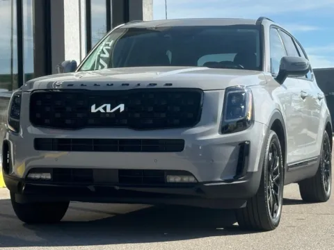 More photos of 2022 Kia Telluride SX at AutoGiant USA Fishers, IN