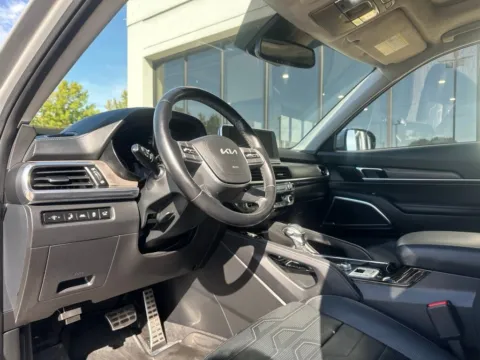 Photos of 2022 Kia Telluride SX for sale in Fishers, IN at AutoGiant USA Fishers
