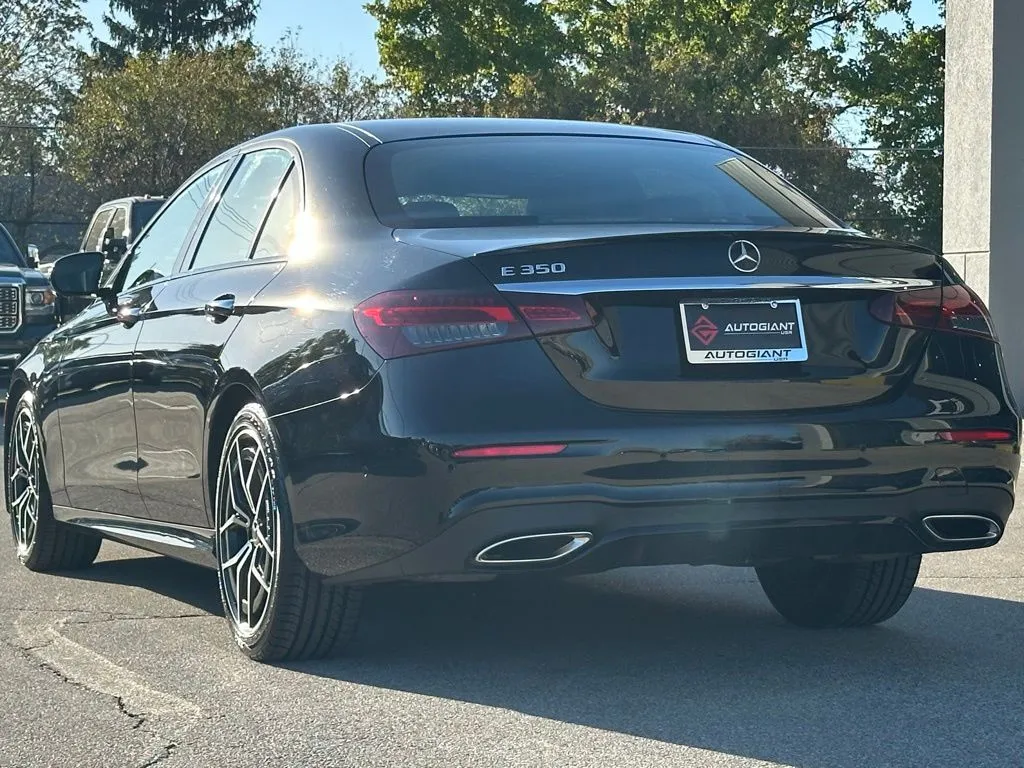 2023 Mercedes Benz E 350 photo 3