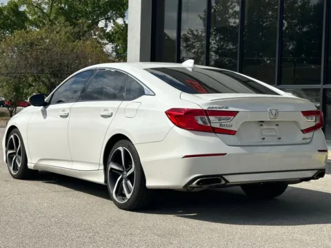 More photos of 2020 Honda Accord Sport at AutoGiant USA Fishers, IN