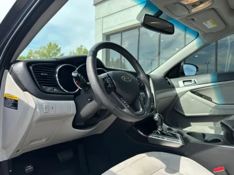Photos of 2011 Kia Optima EX for sale in Fishers, IN at AutoGiant USA Fishers