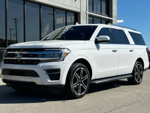 More photos of 2022 Ford Expedition Max Limited at AutoGiant USA Fishers, IN
