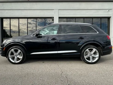 More photos of 2019 Audi Q7 55 Prestige at AutoGiant USA Fishers, IN