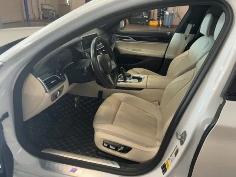 More photos of 2020 BMW 7 Series 750i xDrive at AutoGiant USA Fishers, IN