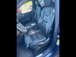 More photos of 2022 Volvo XC60 B5 Inscription at AutoGiant USA Fishers, IN