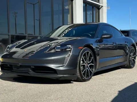 More photos of 2022 Porsche Taycan at AutoGiant USA Fishers, IN